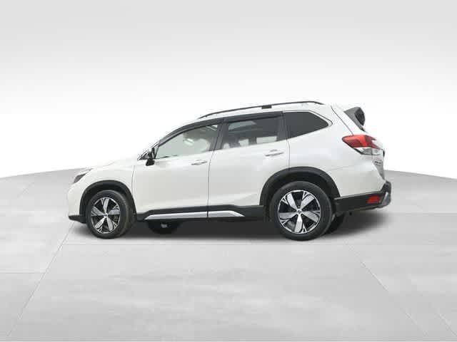 Photo of 2021 Crystal White Pearl Subaru Forester