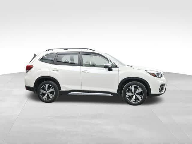Photo of 2021 Crystal White Pearl Subaru Forester