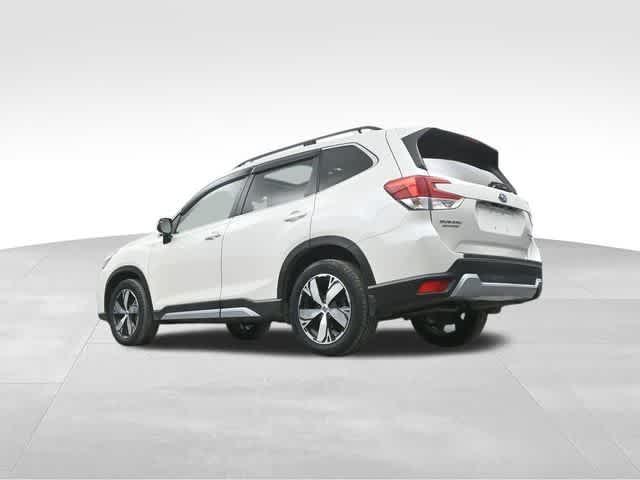 Photo of 2021 Crystal White Pearl Subaru Forester