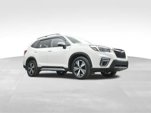 Photo of 2021 Crystal White Pearl Subaru Forester