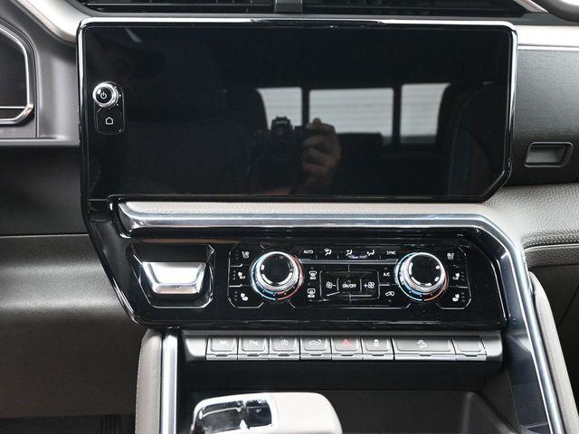 Photo of 2025 Metallic GMC Sierra 1500