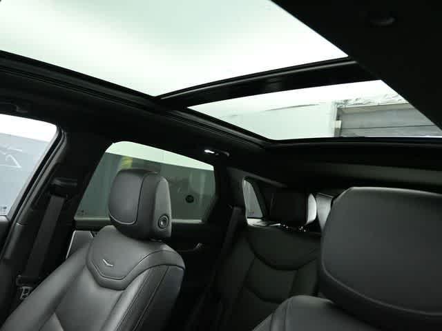 Photo of 2021 Wilder Metallic Cadillac XT5