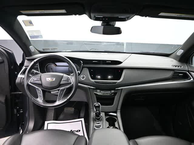 Photo of 2021 Wilder Metallic Cadillac XT5