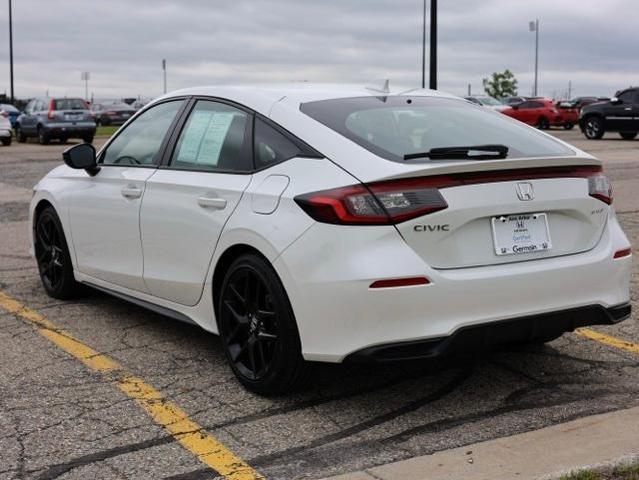 Photo of 2024 White Honda Civic