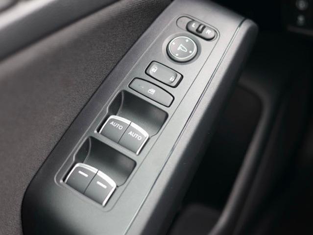 Photo of 2024 White Honda Civic