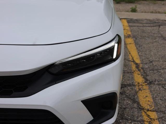 Photo of 2024 White Honda Civic