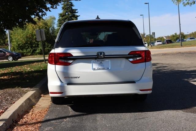 Photo of 2023 White Honda Odyssey