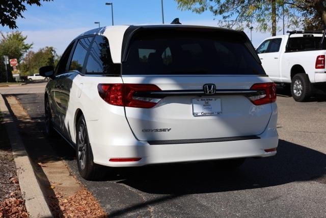 Photo of 2023 White Honda Odyssey