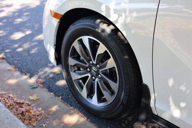 Photo of 2023 White Honda Odyssey