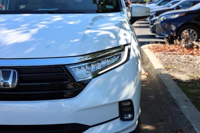Photo of 2023 White Honda Odyssey