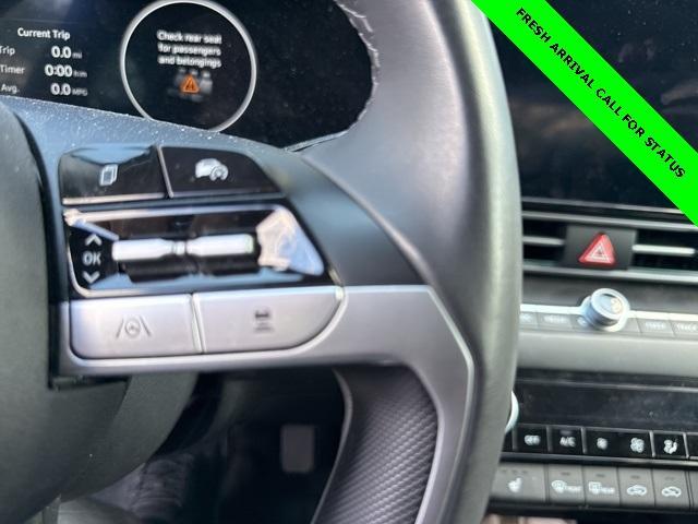 Photo of 2025 Red Hyundai ELANTRA