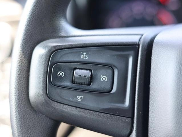 Photo of 2019 White GMC Sierra 1500