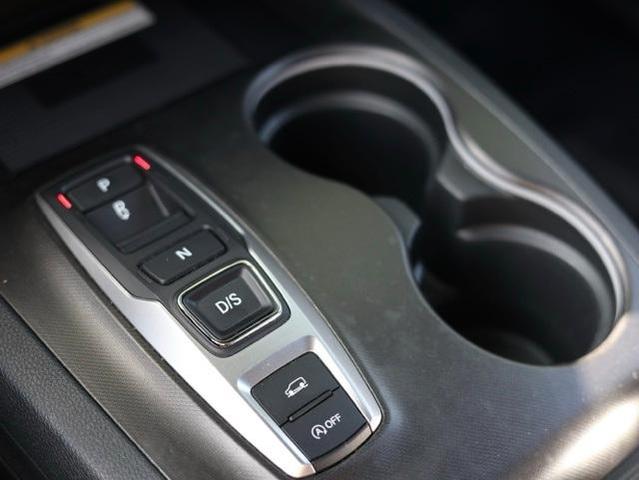 Photo of 2022 Gray Honda Passport