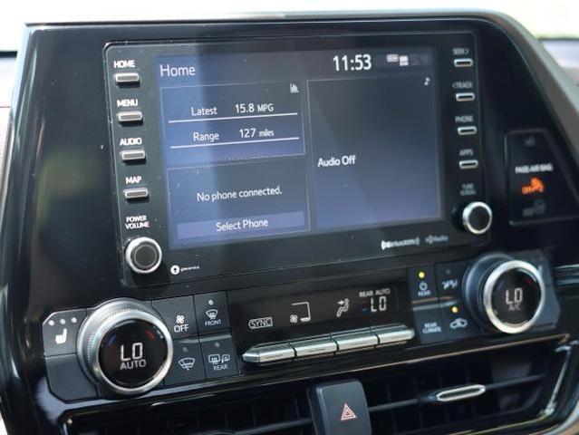 Photo of 2022 Blue Toyota Highlander