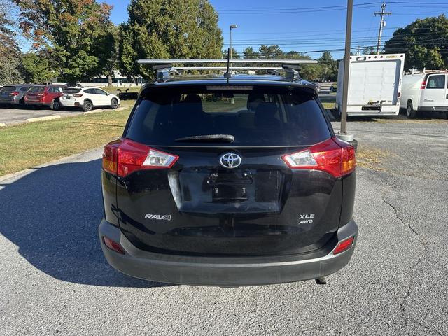 Photo of 2013 Black Toyota RAV4