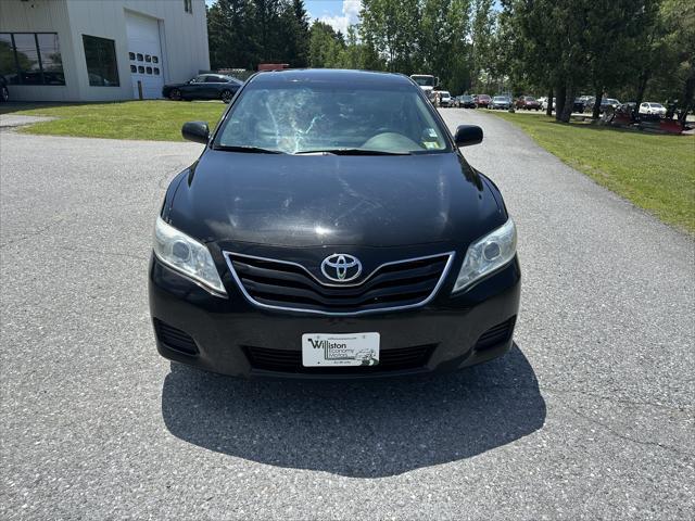 Photo of 2011 Black Toyota Camry