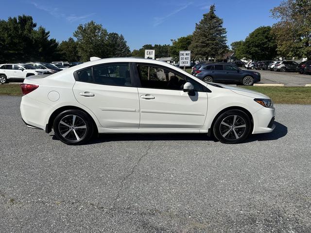 Photo of 2023 Crystal White Pearl Subaru Impreza