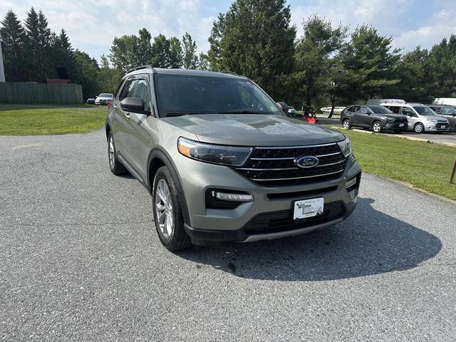 Photo of 2020 Silver Spruce Metallic Ford Explorer