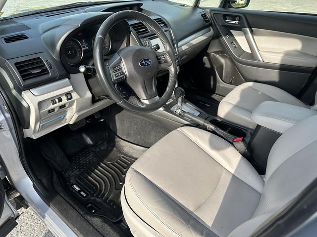Photo of 2014 Ice Silver Metallic Subaru Forester