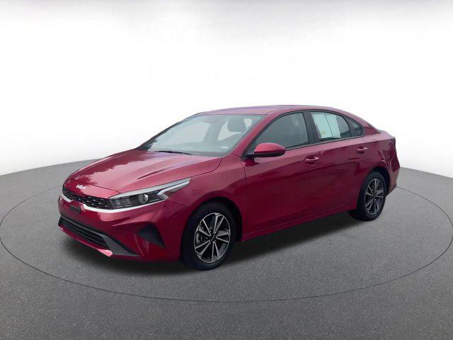 Photo of 2024 Currant Red Kia Forte
