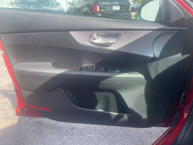 Photo of 2024 Currant Red Kia Forte