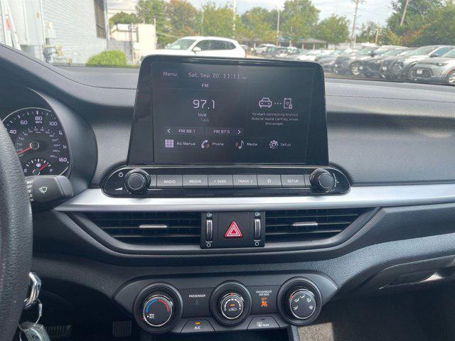 Photo of 2024 Currant Red Kia Forte