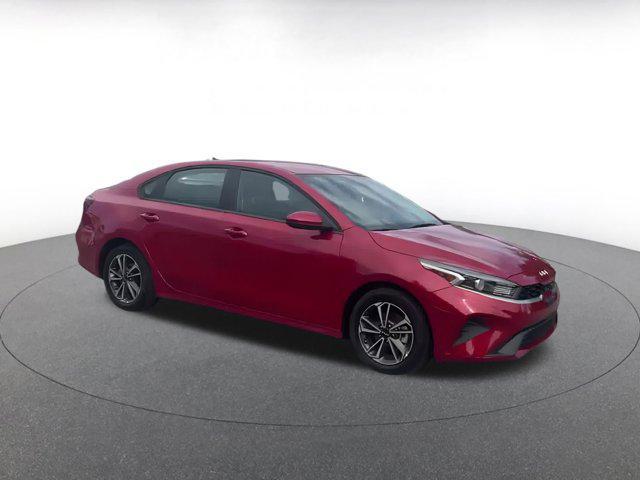 Photo of 2024 Currant Red Kia Forte