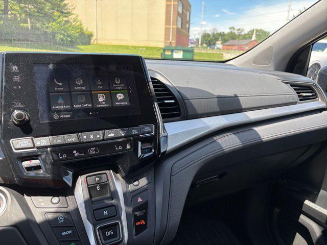 Photo of 2024 Modern Steel Metallic Honda Odyssey