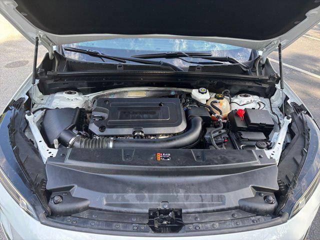 Photo of 2024 Summit White Buick Envision