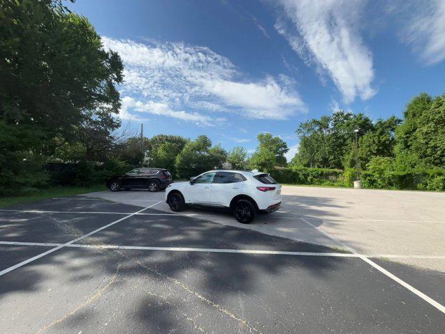 Photo of 2024 Summit White Buick Envision