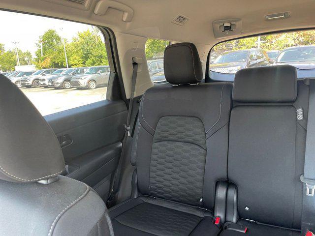 Photo of 2024 Brilliant Silver Metallic Nissan Pathfinder