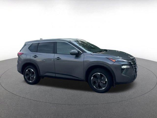 Photo of 2024 Gun Metallic Nissan Rogue