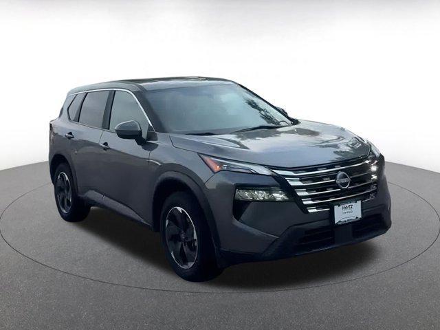 Photo of 2024 Gun Metallic Nissan Rogue