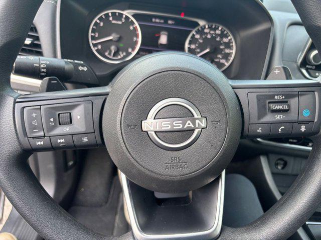 Photo of 2024 Gun Metallic Nissan Rogue