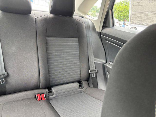 Photo of 2024 Pyrite Silver Metallic Volkswagen Jetta