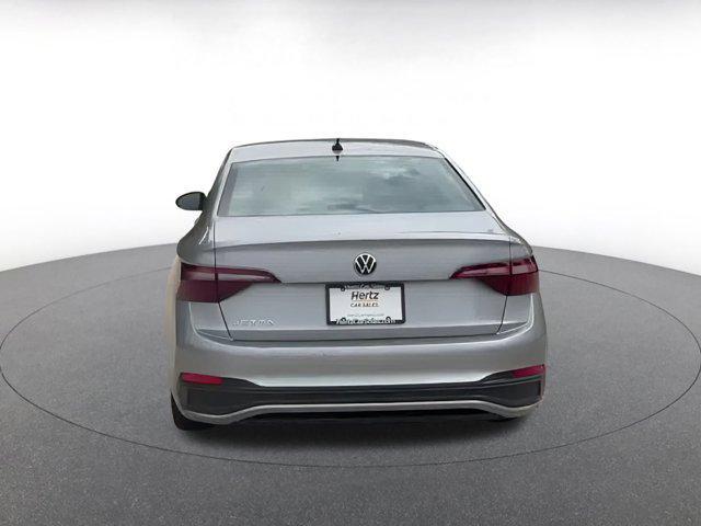 Photo of 2024 Pyrite Silver Metallic Volkswagen Jetta