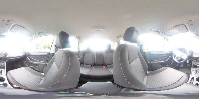 Photo of 2024 Pyrite Silver Metallic Volkswagen Jetta