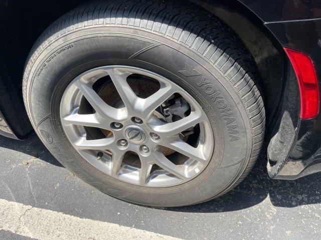 Photo of 2024 Diamond Black Crystal Pearlcoat Chrysler Pacifica