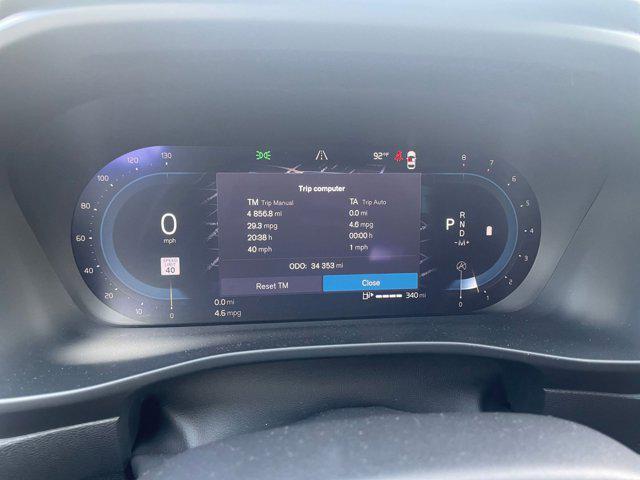 Photo of 2024 Gray Volvo XC40