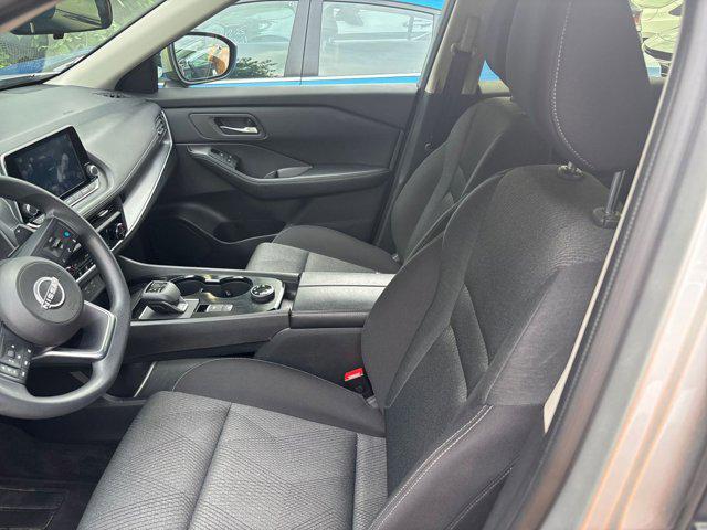 Photo of 2024 Brilliant Silver Metallic Nissan Rogue