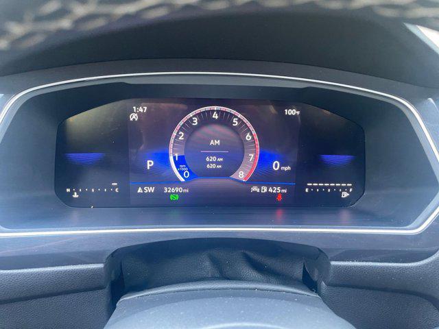 Photo of 2024 Pure White Volkswagen Tiguan