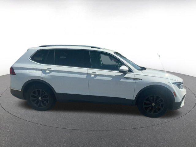 Photo of 2024 Pure White Volkswagen Tiguan