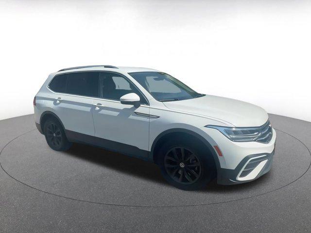 Photo of 2024 Pure White Volkswagen Tiguan