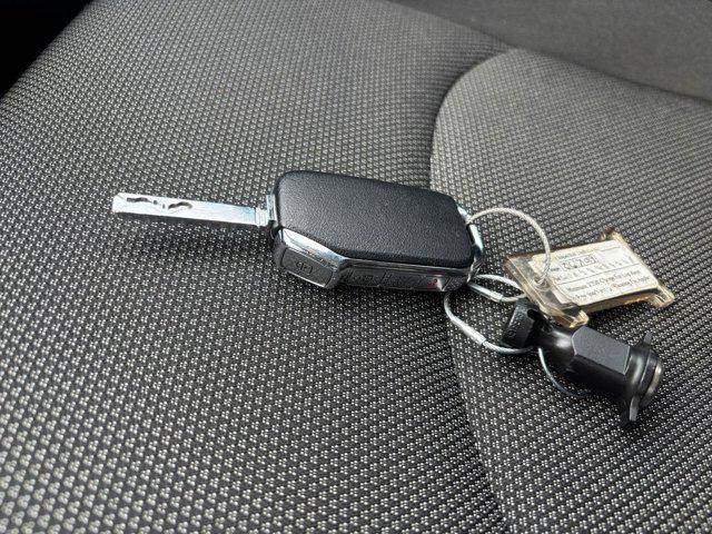 Photo of 2024 Snow White Pearl Kia Forte