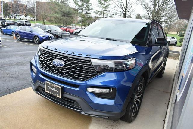 Photo of 2022 Atlas Blue Metallic Ford Explorer
