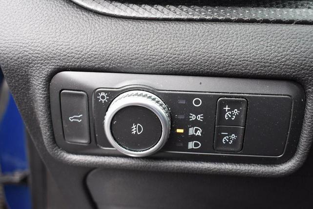 Photo of 2022 Atlas Blue Metallic Ford Explorer