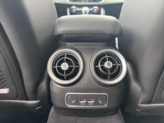 Photo of 2022 Rosso Etna Alfa Romeo Giulia