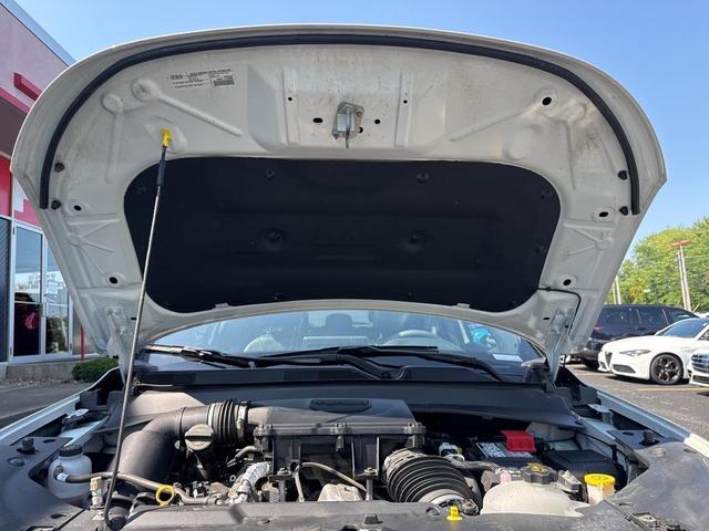 Photo of 2023 Bright White Clearcoat Jeep Compass