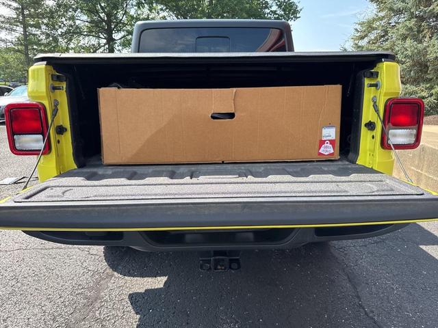 Photo of 2023 High Velocity Clearcoat Jeep Gladiator