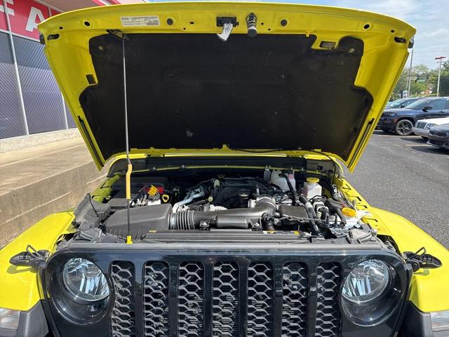 Photo of 2023 High Velocity Clearcoat Jeep Gladiator